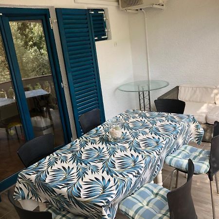 Guesthouse Vila Ruzmarin Ždrelac Zewnętrze zdjęcie