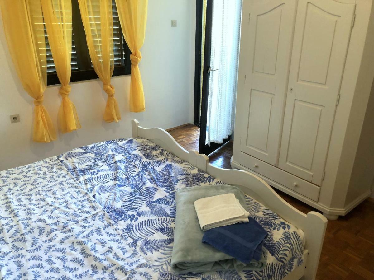 Guesthouse Vila Ruzmarin Ždrelac Zewnętrze zdjęcie