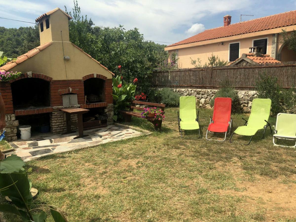 Guesthouse Vila Ruzmarin Ždrelac Zewnętrze zdjęcie